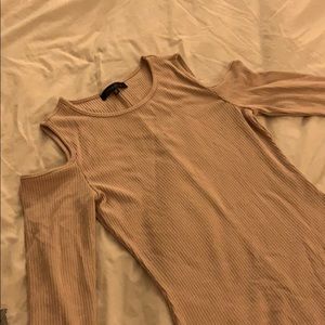 Form fitted beige dress